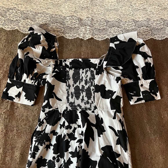 Christopher John Puff Sleeve Formal Dress - Picture 11 of 13